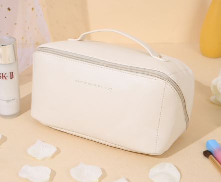 Make-up-Ledertasche