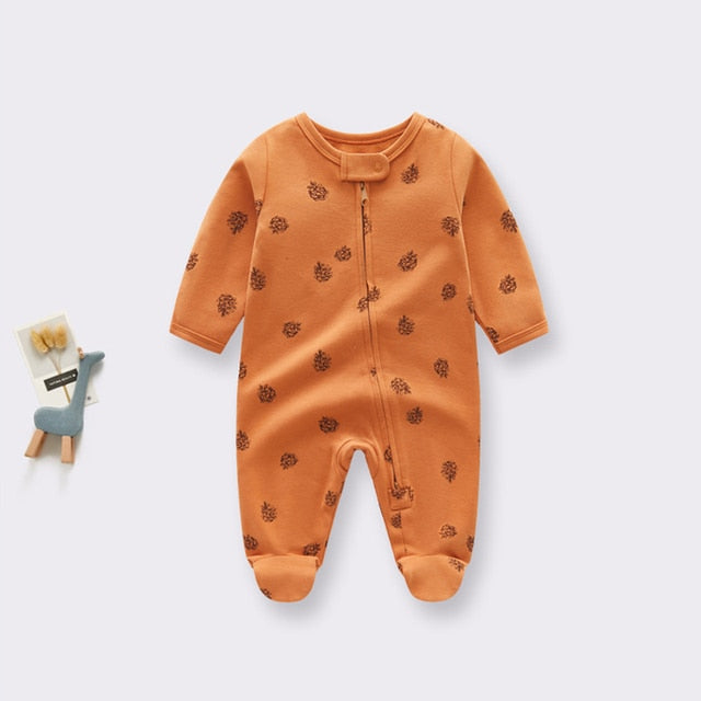 Gestrickter Baby-Footie-Overall