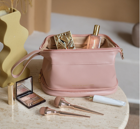 Make-up-Ledertasche