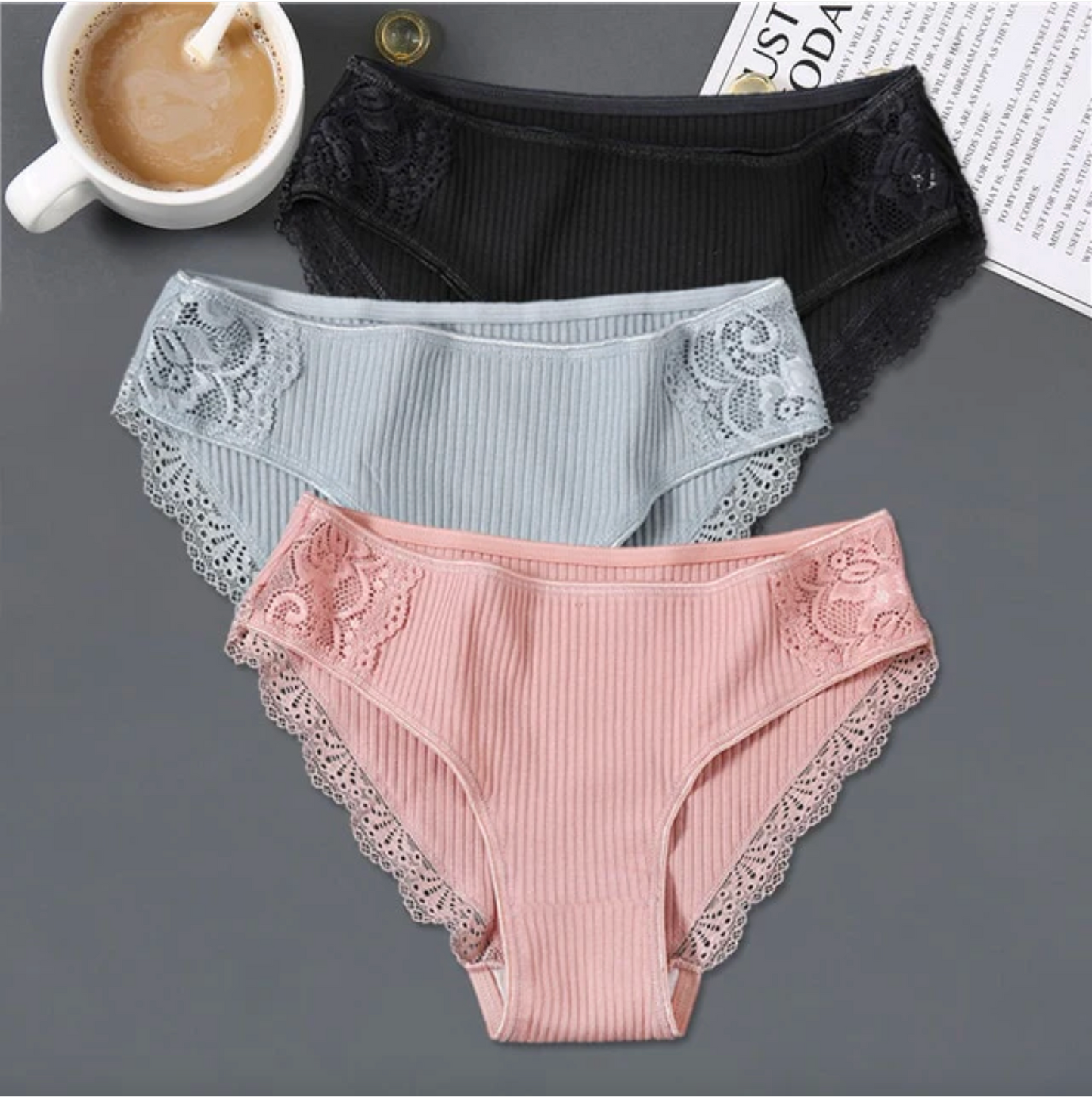 Set of cotton panties for women